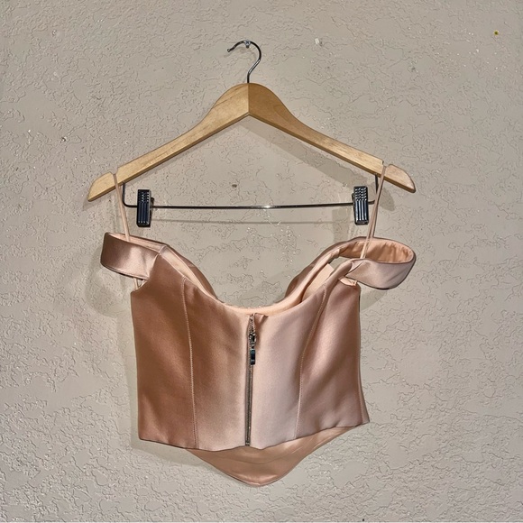 Rozie Corsets | Beige Off The Shoulder Satin Corset Top With Stitching Size: 38 - Picture 5 of 8